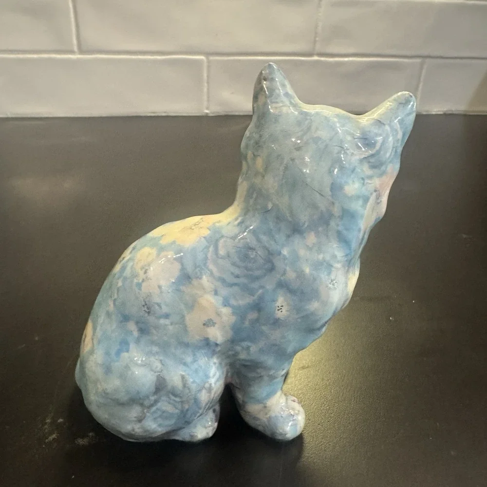 Vintage Ceramic Glazed Country Floral Sponge Wear Cat‎ Kitten Figurine